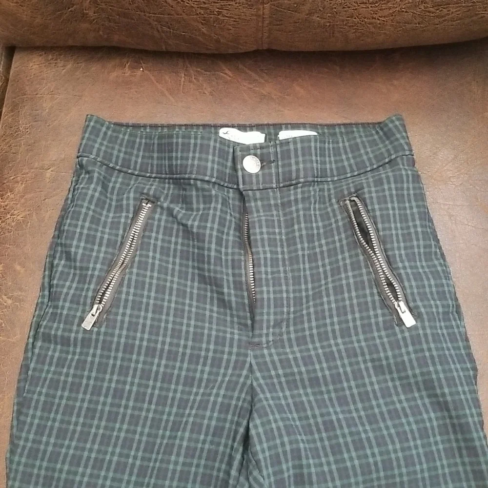 #T - Hollister Women Ultra High Rise Plaid Pants Blue Green Black Size S - Picture 3 of 8